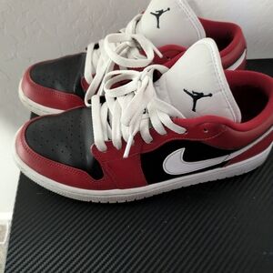 Nike Chicago Jordan 1 Low